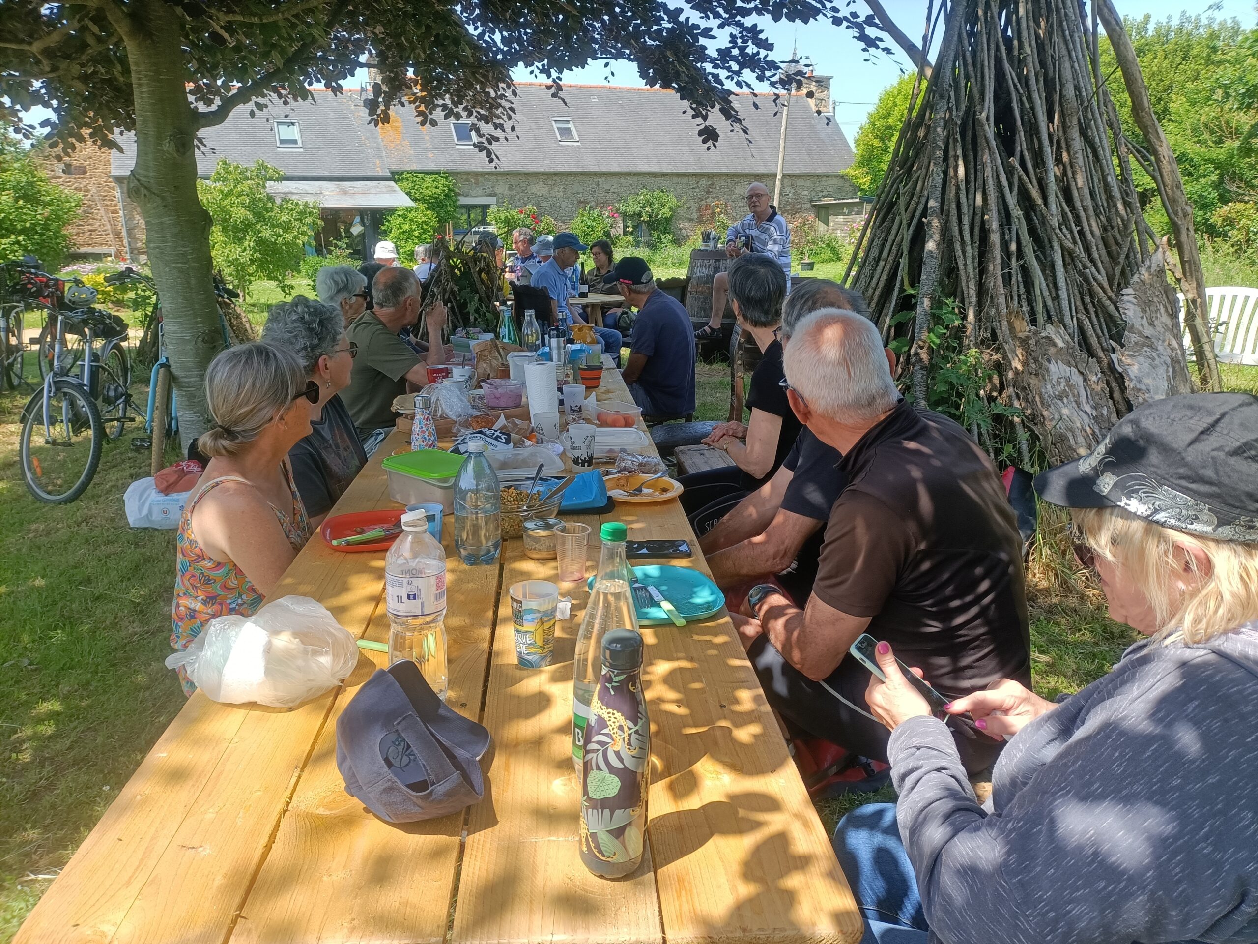 Visite à la houblonnière de Kergromo !